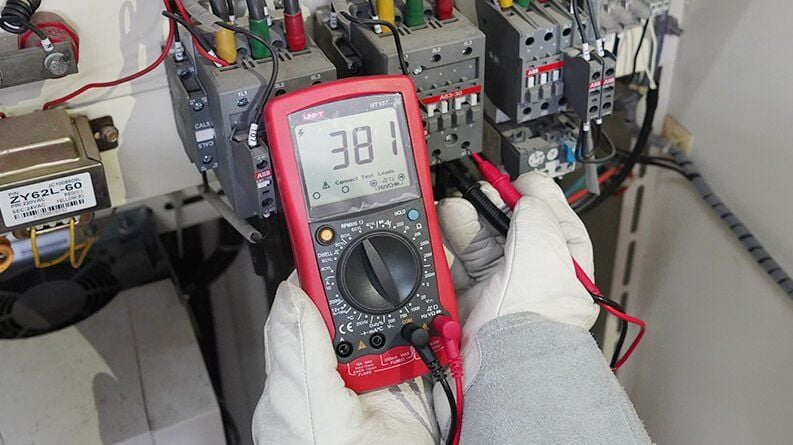 UNI-T UT107 Dijital Otomotiv Multimetresi